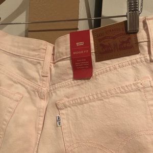 Pink Levi’s Wedgie Fit- BRAND NEW